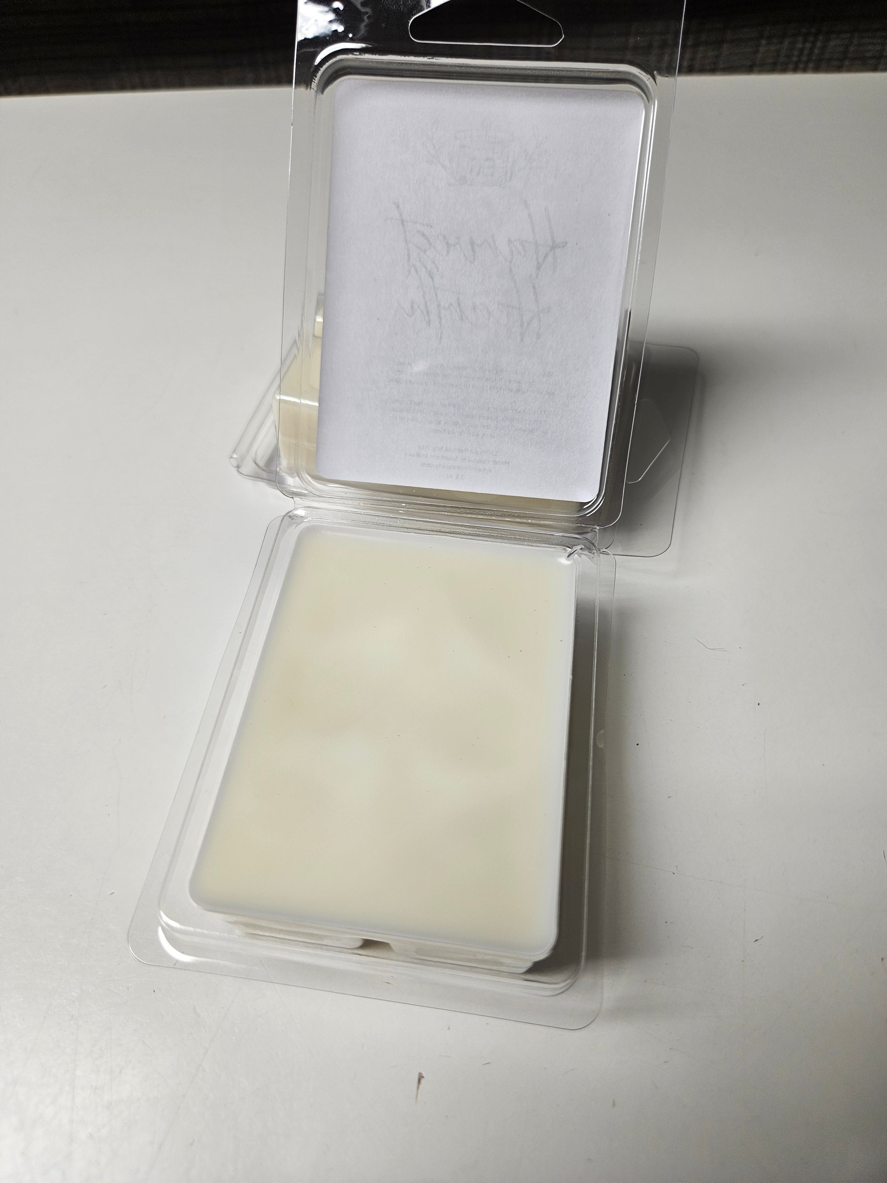 Harvest Hearth 2.5 oz Wax Melts - 6 cubes