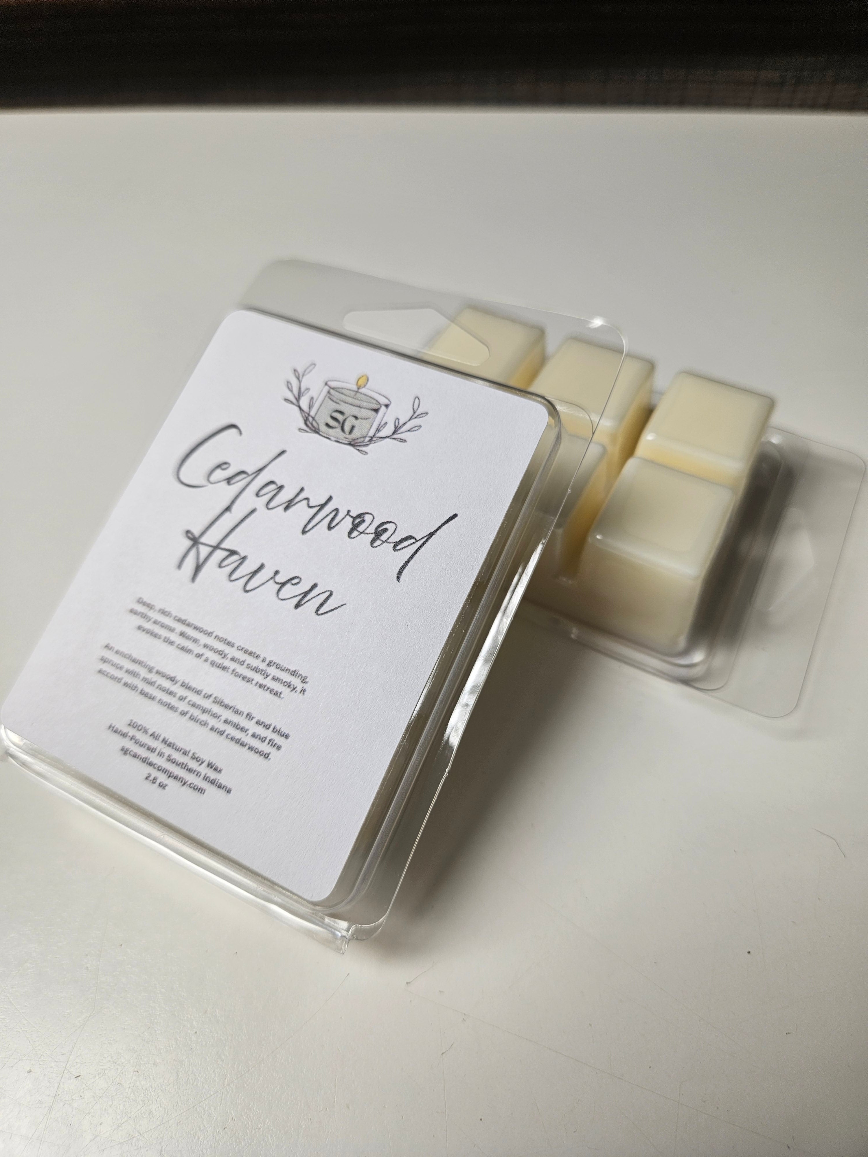 Cedarwood Haven 2.5 oz Wax Melts - 6 cubes